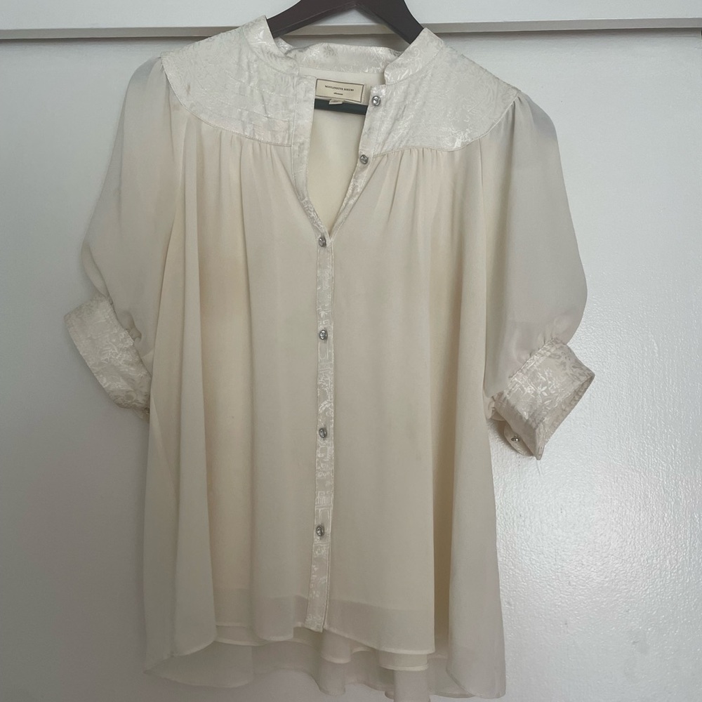 Anthropologie blouse with puffed sleeves
